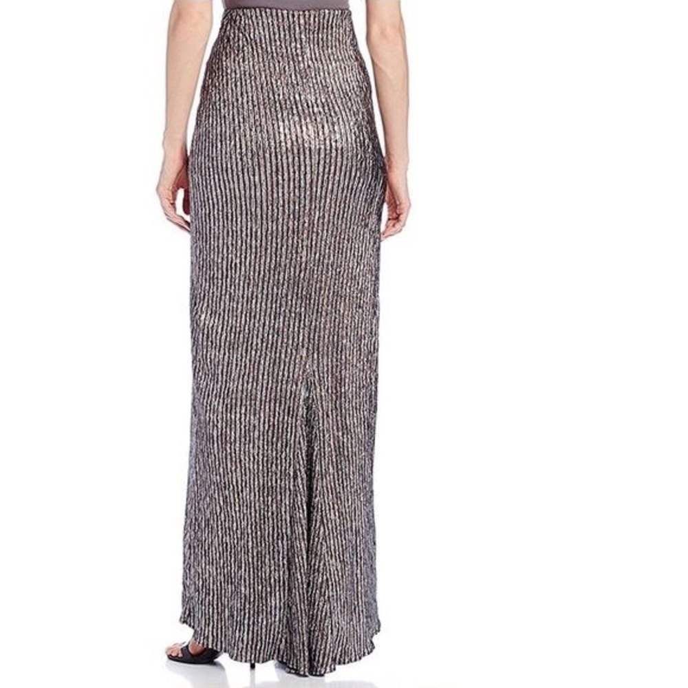Beautiful silver brown skirt size XS BCBGENERATION